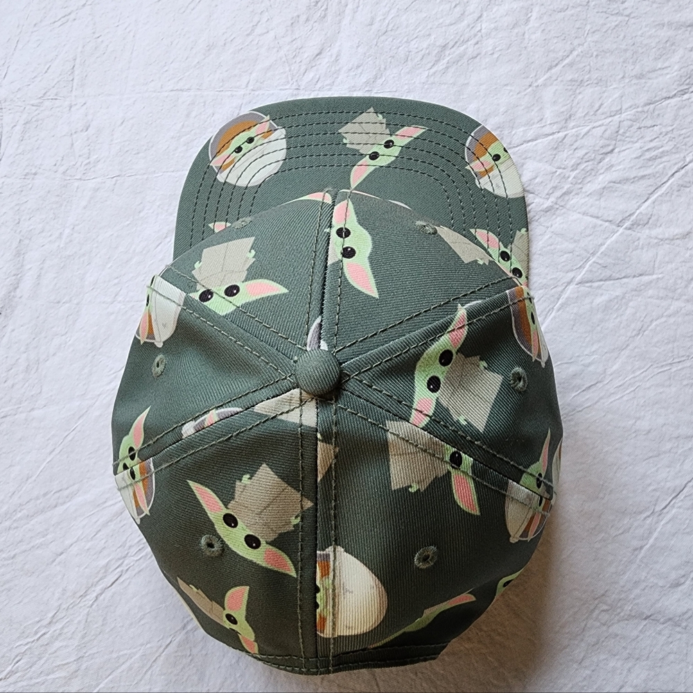 STAR WARS Men's Licensed Mandalorian Baby Yoda All Over Print Snapback Cap Hat - Picture 5 of 6
